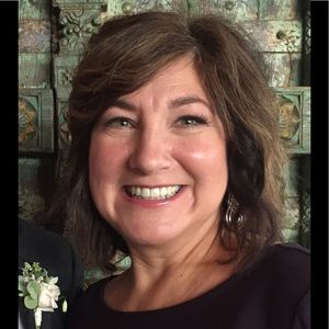 Meet your Posher, Marlys